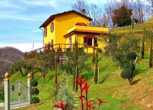casa indipendente in vendita a Fivizzano in zona Tenerano