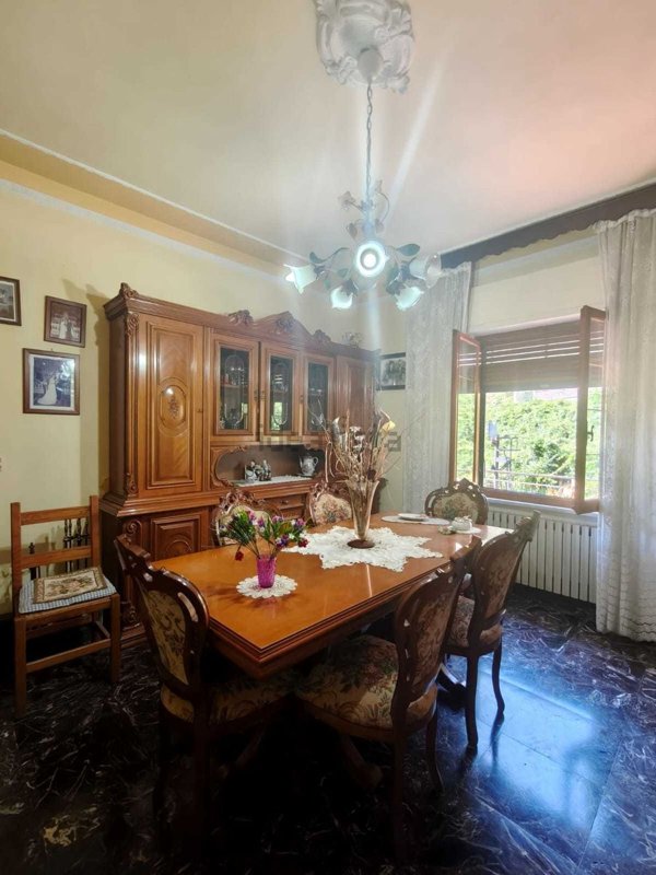 casa indipendente in vendita a Fivizzano in zona Gassano