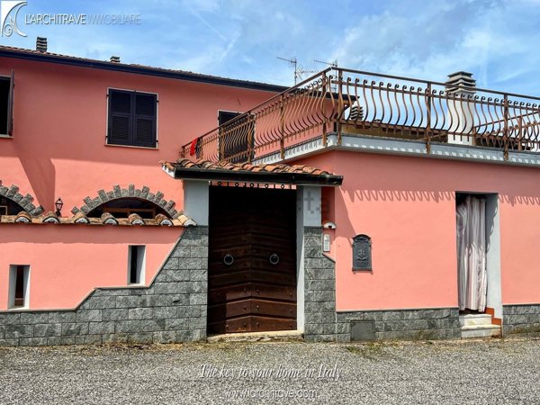 casa indipendente in vendita a Fivizzano