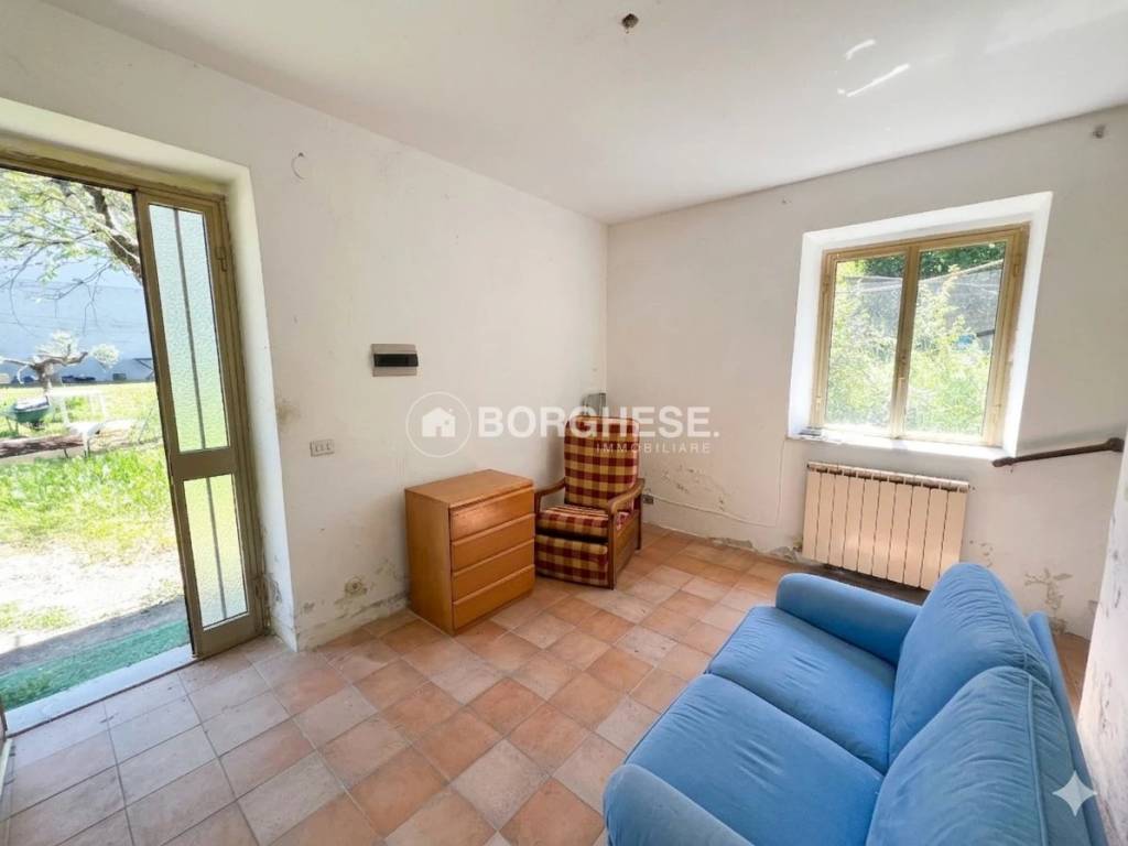 casa indipendente in vendita a Fivizzano in zona Gragnola