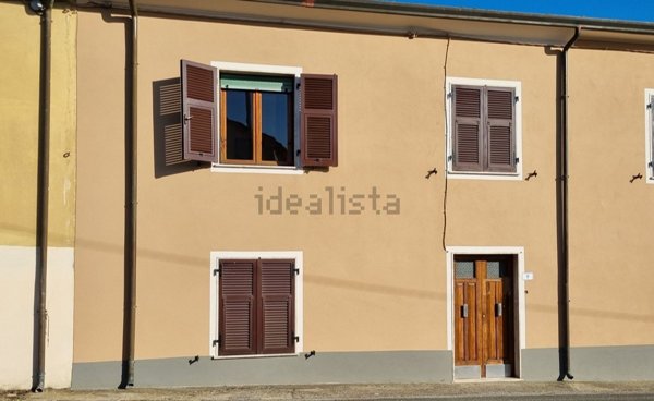 casa indipendente in vendita a Fivizzano in zona Rometta