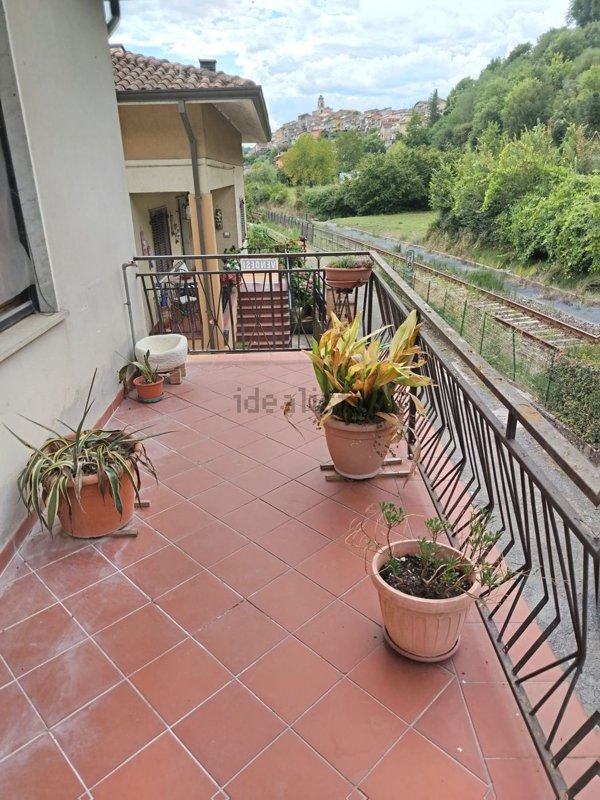casa indipendente in vendita a Fivizzano in zona Gassano