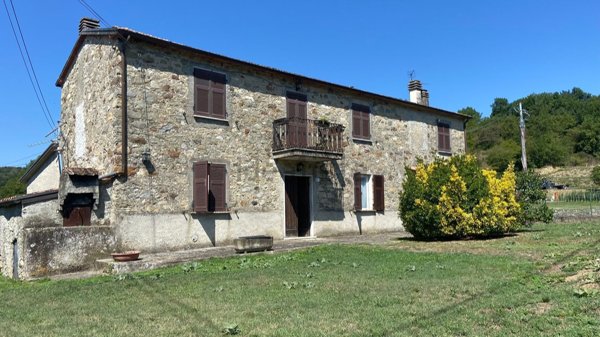 casa indipendente in vendita a Fivizzano in zona Groppoli