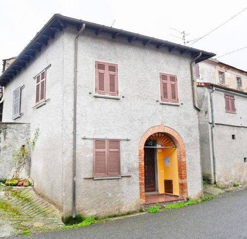 casa indipendente in vendita a Fivizzano in zona Magliano