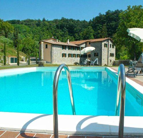 villa in vendita a Fivizzano in zona Ceserano