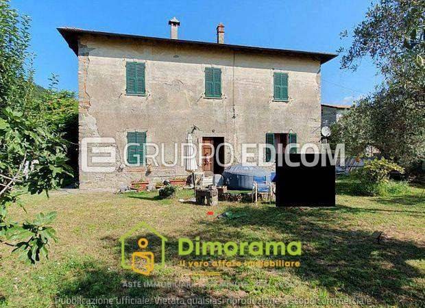 appartamento in vendita a Fivizzano in zona Equi Terme