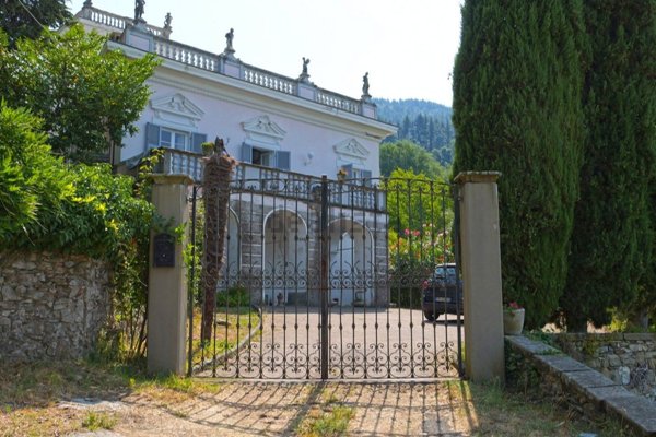 casa indipendente in vendita a Fivizzano