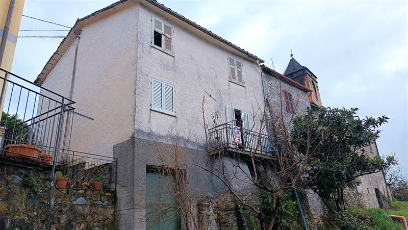 casa indipendente in vendita a Fivizzano in zona Collecchia