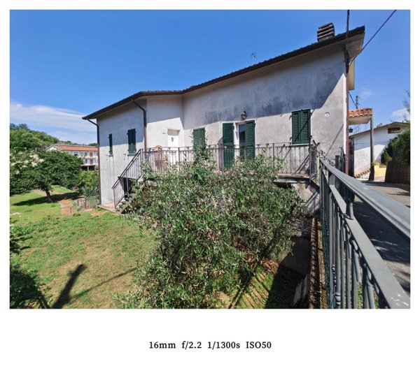 casa indipendente in vendita a Fivizzano in zona Campiglione
