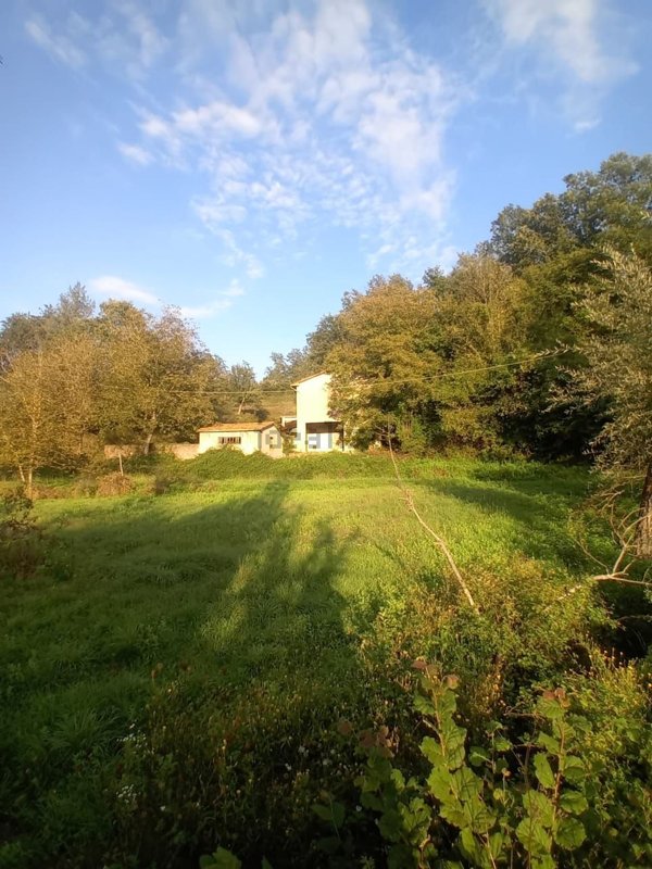 casale in vendita a Fivizzano in zona Piano di Collecchia