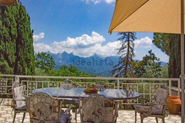 casa indipendente in vendita a Fivizzano in zona Cerignano