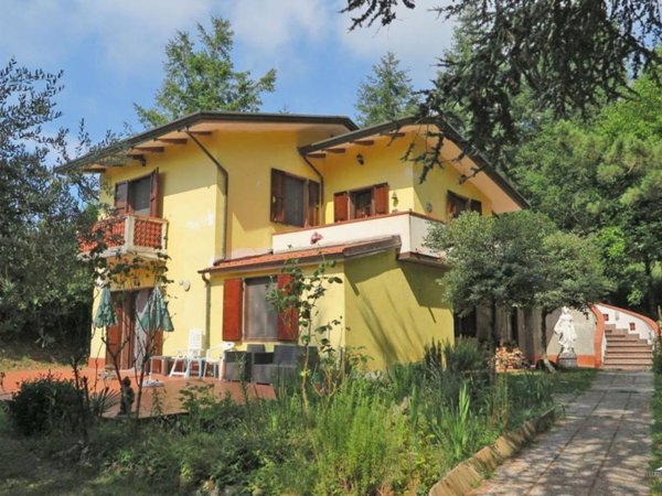 casa indipendente in vendita a Fosdinovo