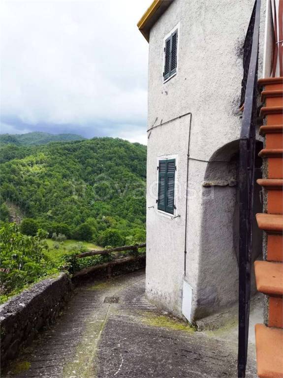 appartamento in vendita a Fosdinovo