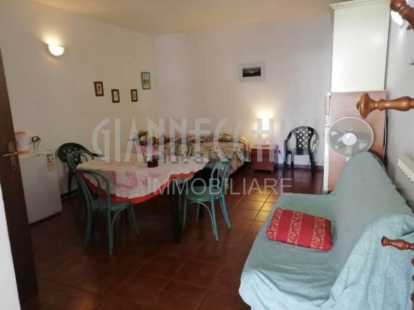 appartamento in vendita a Fosdinovo in zona Caniparola