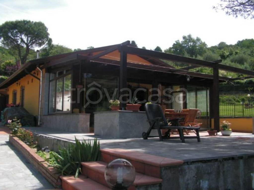 casa indipendente in vendita a Fosdinovo