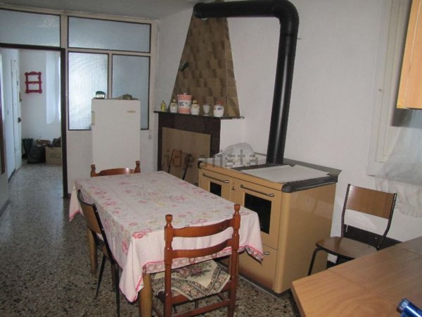 appartamento in vendita a Fosdinovo in zona Tendola