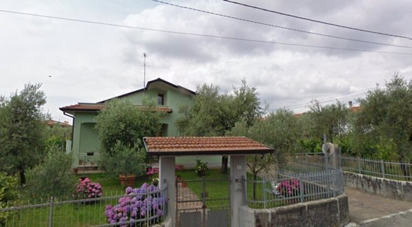 casa indipendente in vendita a Fosdinovo in zona Caniparola