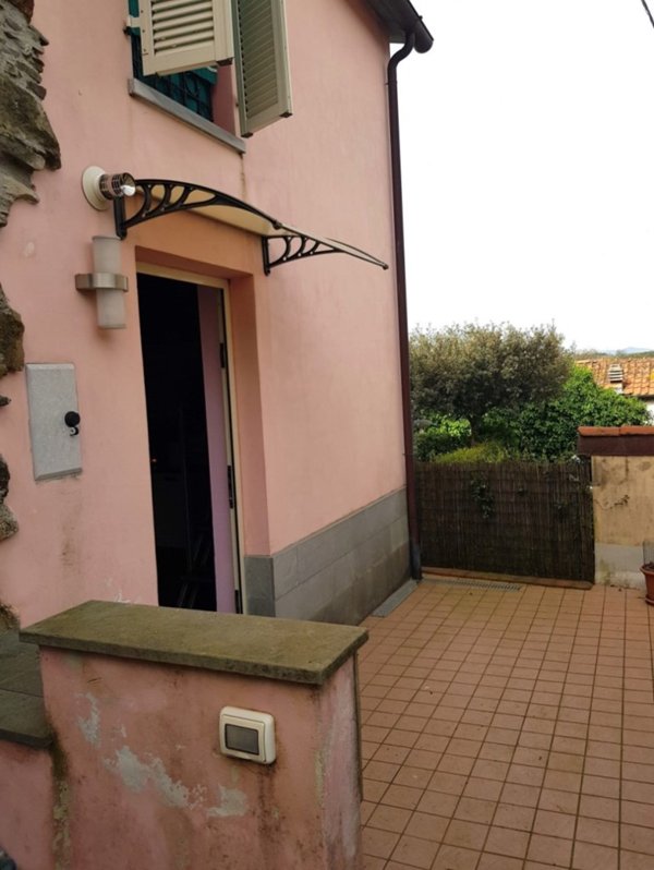 casa indipendente in vendita a Fosdinovo