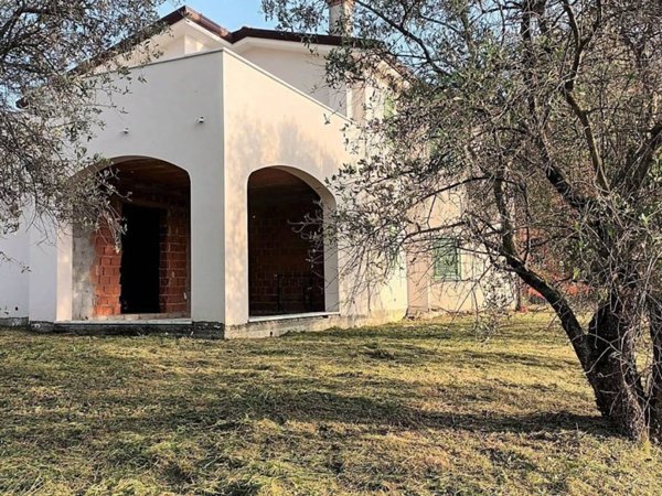 appartamento in vendita a Fosdinovo