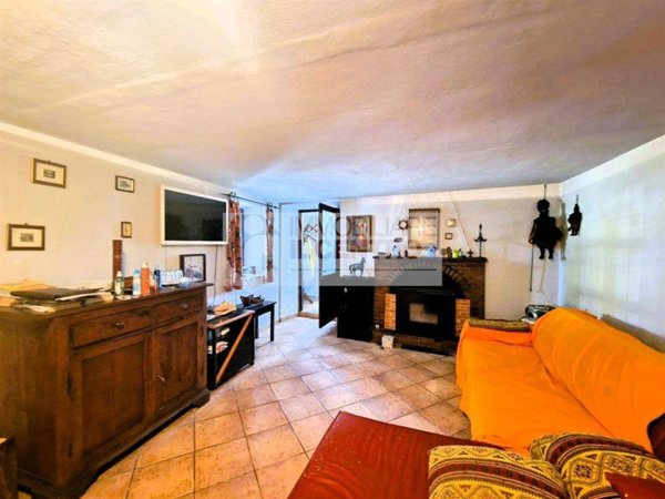 casa indipendente in vendita a Fosdinovo