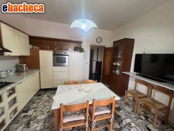 appartamento in vendita a Fosdinovo in zona Caniparola