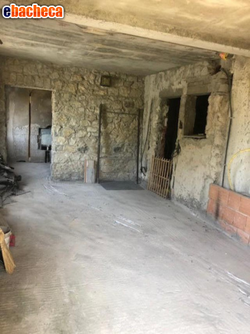 casa indipendente in vendita a Fosdinovo