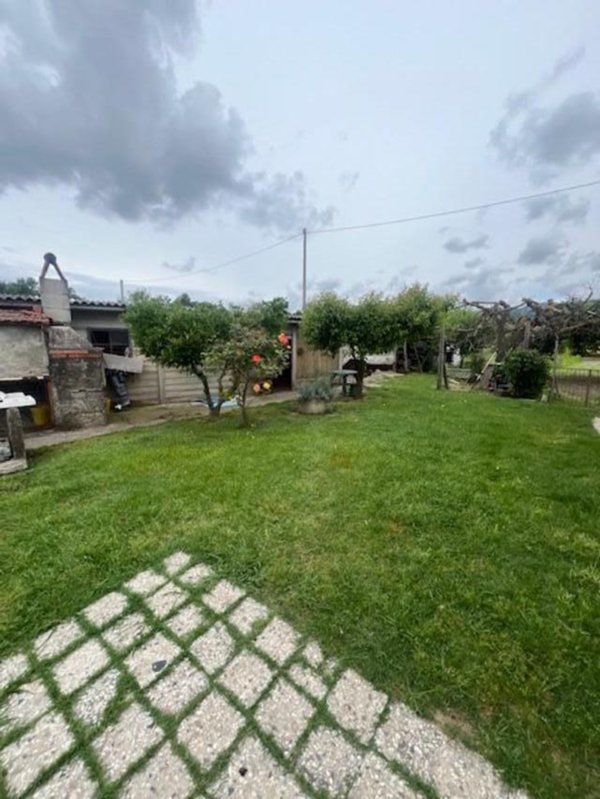 casa indipendente in vendita a Fosdinovo in zona Caniparola