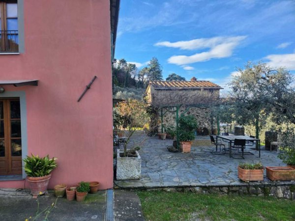 casa indipendente in vendita a Fosdinovo