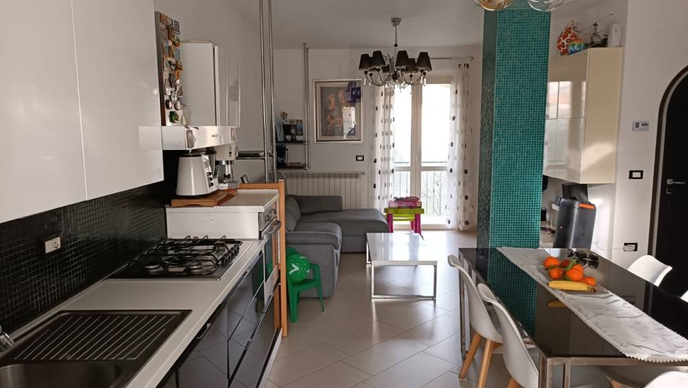 appartamento in vendita a Fosdinovo in zona Caniparola