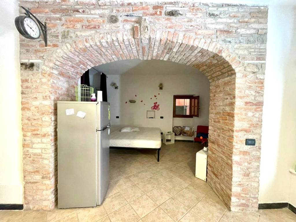 appartamento in vendita a Fosdinovo in zona Giucano