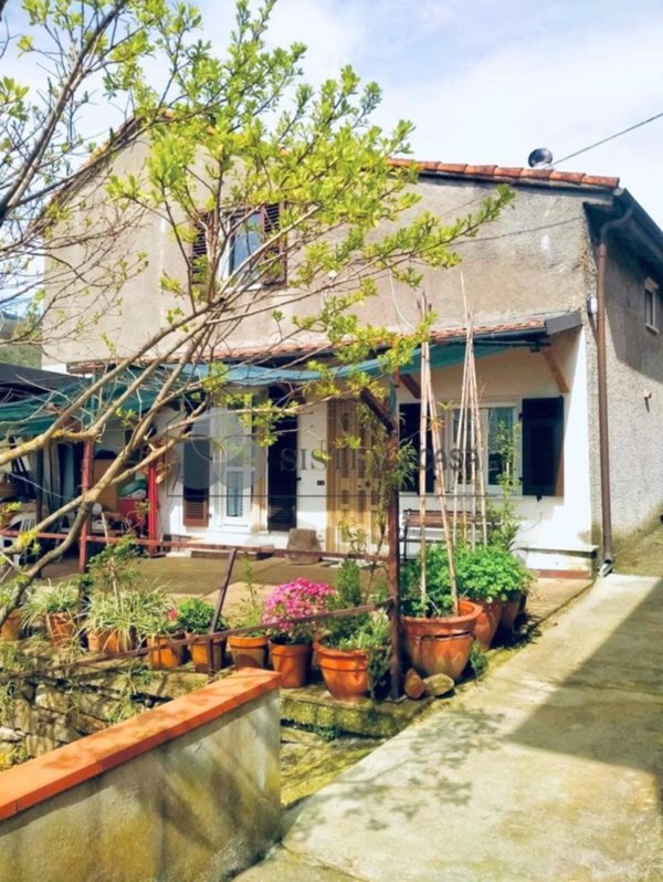 appartamento in vendita a Fosdinovo