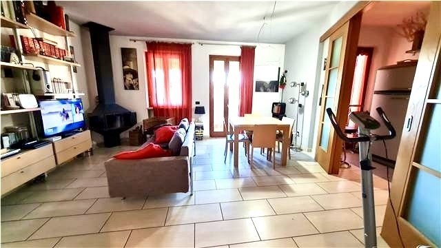 appartamento in vendita a Fosdinovo in zona Caniparola