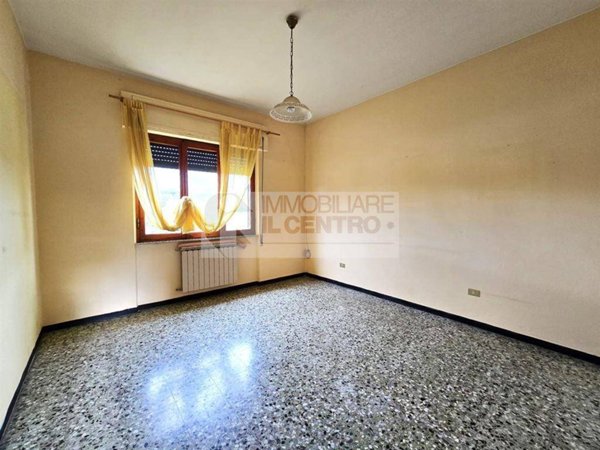 appartamento in vendita a Fosdinovo in zona Caniparola