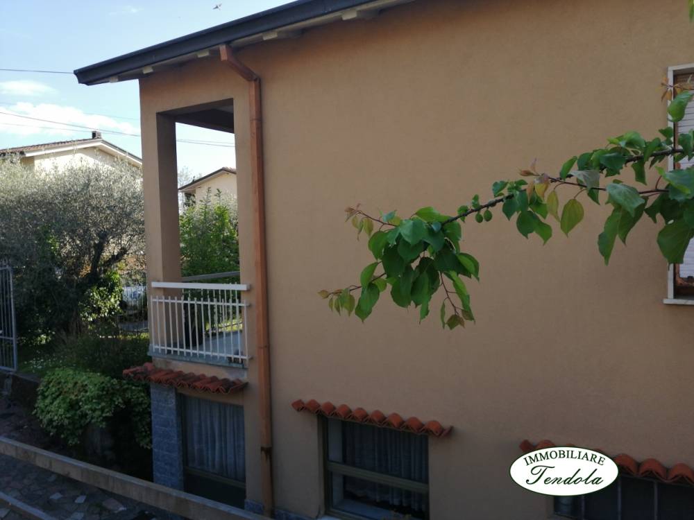 casa indipendente in vendita a Fosdinovo in zona Caniparola