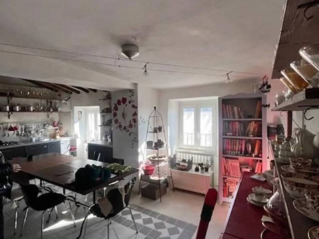 casa indipendente in vendita a Fosdinovo