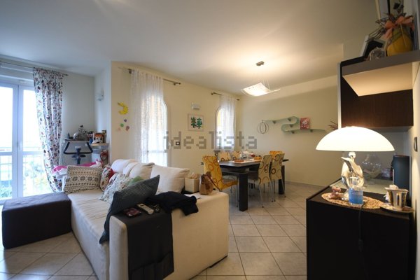 appartamento in vendita a Fosdinovo in zona Caniparola