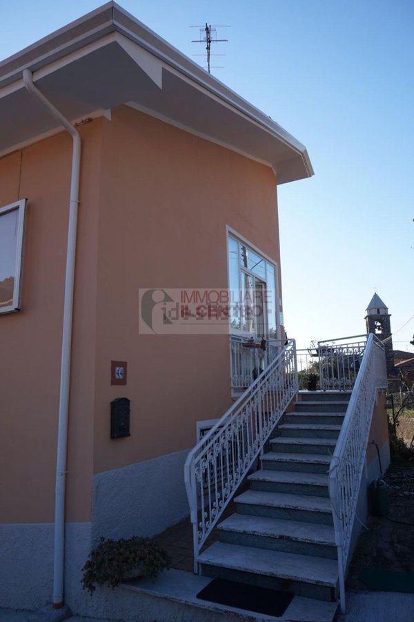 appartamento in vendita a Fosdinovo in zona Carignano