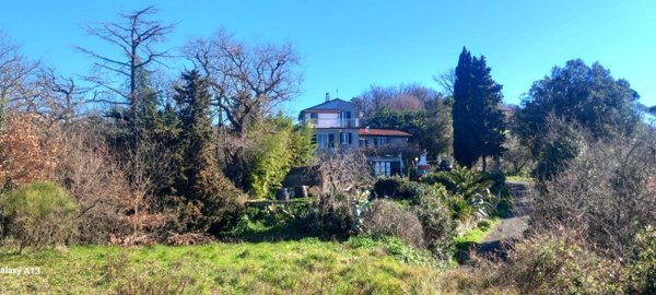 casa indipendente in vendita a Fosdinovo