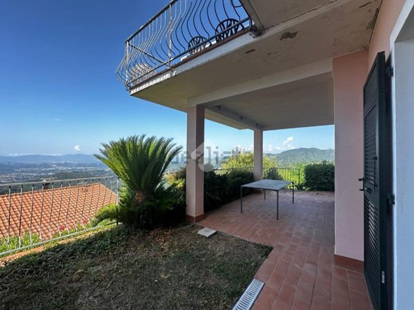 casa indipendente in vendita a Fosdinovo