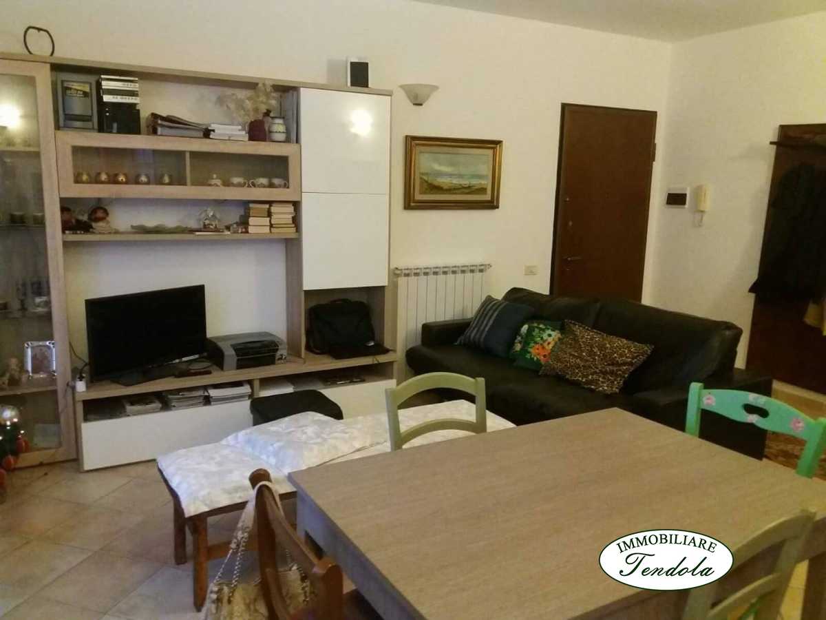appartamento in vendita a Fosdinovo in zona Caniparola