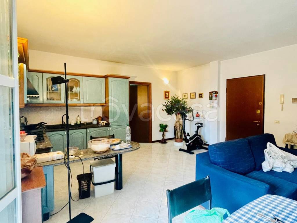 appartamento in vendita a Fosdinovo in zona Caniparola