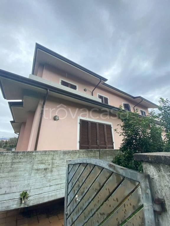 casa indipendente in vendita a Fosdinovo in zona Caniparola