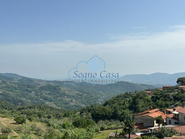 casa semindipendente in vendita a Fosdinovo in zona Canepari