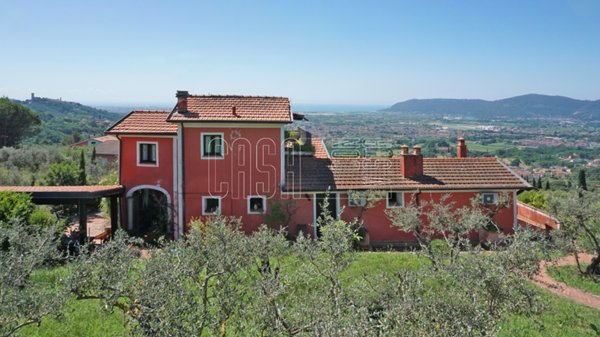 casa indipendente in vendita a Fosdinovo in zona Caniparola
