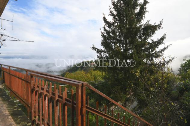 appartamento in vendita a Fosdinovo in zona Tendola