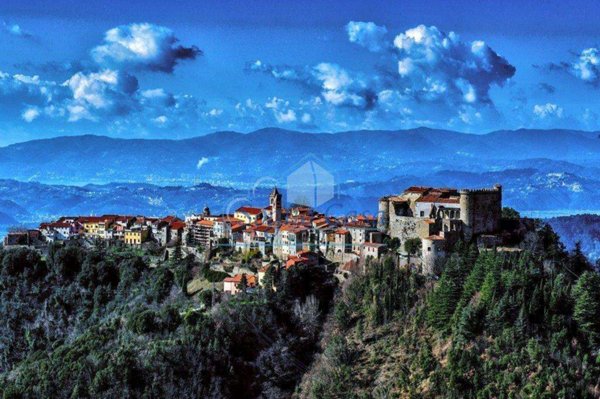 casa indipendente in vendita a Fosdinovo