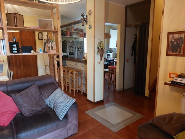 casa semindipendente in vendita a Fosdinovo in zona Caniparola