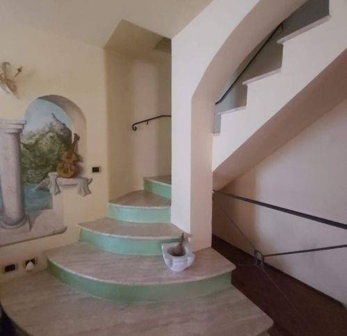 casa indipendente in vendita a Fosdinovo in zona Tendola