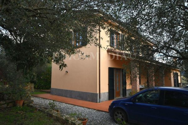casa indipendente in vendita a Fosdinovo