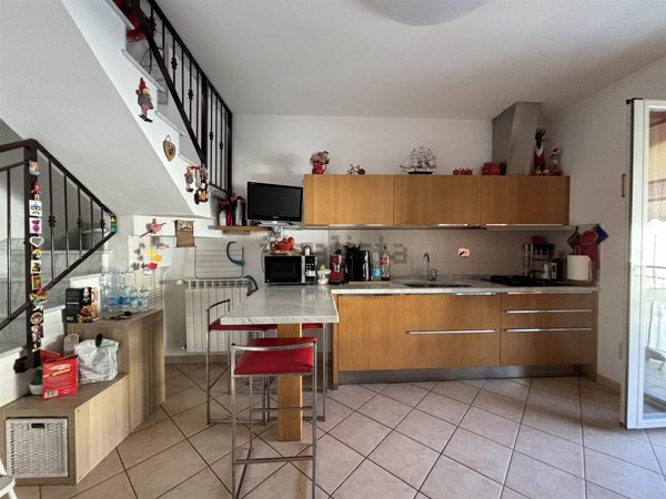 appartamento in vendita a Fosdinovo in zona Caniparola